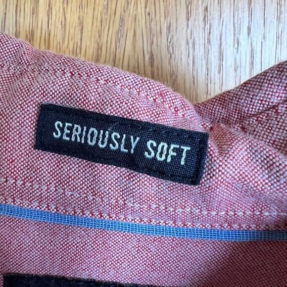 AMERICAN EAGLE, seriously soft, long sleeve, red, button down men’s size M shirt - Picture 5 of 11